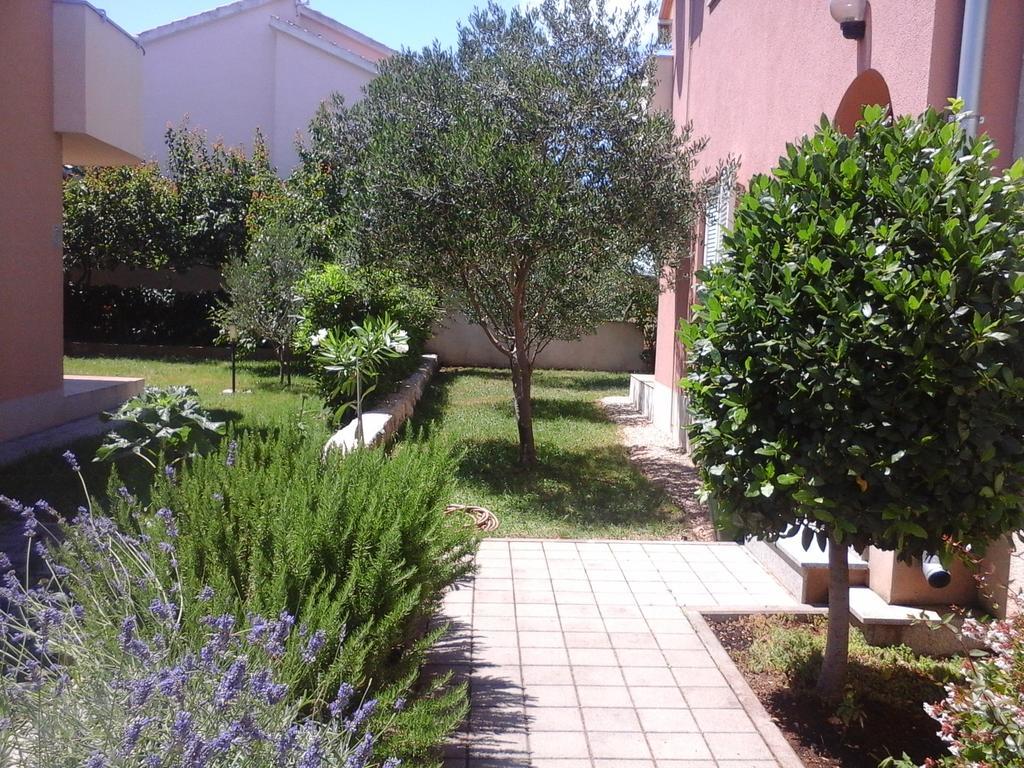 Apartments Danica Vodice Luaran gambar
